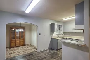 6255 Truman Dr, Fort Worth, TX 76112 - Photo 8