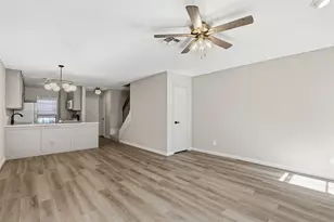 7429 Kingswood Dr, Fort Worth, TX 76133 - Photo 2