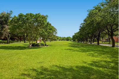 6665 Trinity Heights Boulevard, Fort Worth, TX 76132 - Photo 38