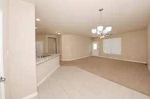 356 Emerald Creek Dr, Fort Worth, TX 76131 - Photo 10