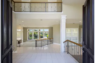 5916 Forest Highlands Drive, Fort Worth, TX 76132 - Photo 2