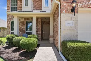 2804 Evening Mist Dr, Little Elm, TX 75068 - Photo 2
