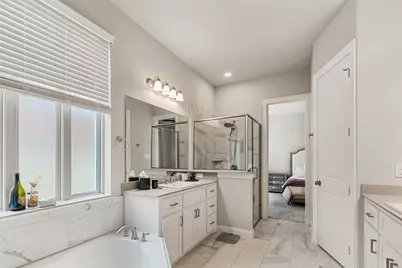 3614 Adriana Avenue, Irving, TX 75038 - Photo 18