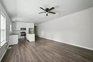 910-914 N Throckmorton, Sherman, TX 75090 - Photo 4