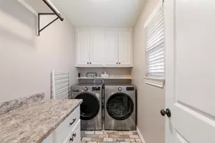 221 S Ave C, Point, TX 75472 - Photo 24