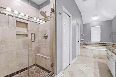 2526 Fallview Lane, Carrollton, TX 75007 - Photo 18