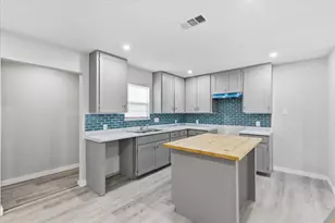 3523 Dutton Dr, Dallas, TX 75211 - Photo 1