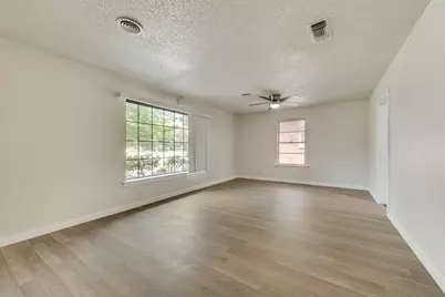 4626 Utah Avenue, Dallas, TX 75216 - Photo 4