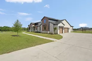 3810 Pandora Dr, Celina, TX 75009 - Photo 2