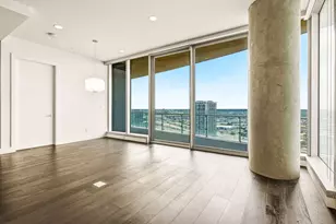 3130 N Harwood St, Dallas, TX 75201 - Photo 8