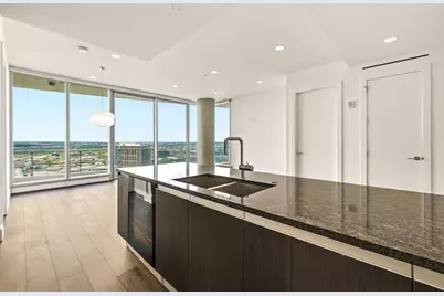 3130 N Harwood Street #2102, Dallas, TX 75201 - Photo 6