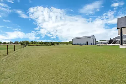 244 Harvard Lane, Springtown, TX 76082 - Photo 32