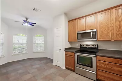 4504 Leeds Drive, McKinney, TX 75070 - Photo 12