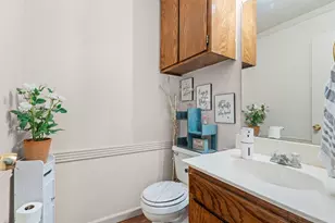 2006 W Sanford St, Arlington, TX 76012 - Photo 10