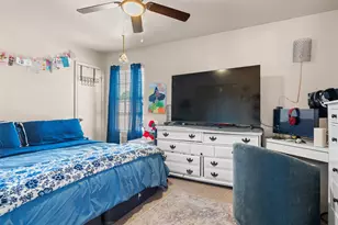 2006 W Sanford St, Arlington, TX 76012 - Photo 2