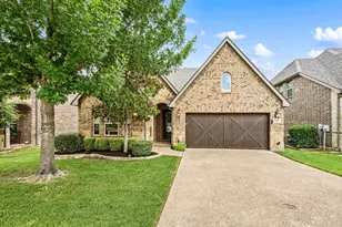 2818 Sheffield Dr, Trophy Club, TX 76262 - Photo 2