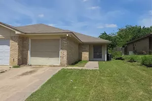 6717 Loma Vista Dr, Fort Worth, TX 76133 - Photo 1