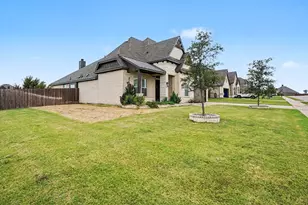 12601 Panther Creek Dr, Godley, TX 76044 - Photo 2