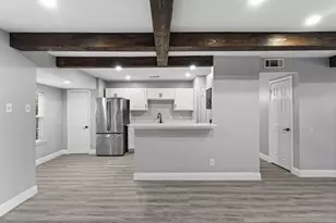 2529 Syracuse Dr, Irving, TX 75062 - Photo 10