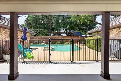 405 Charleston Court, Hurst, TX 76054 - Photo 32