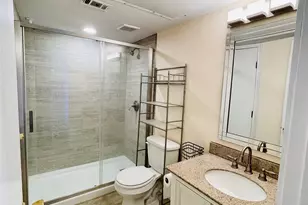 3410 Country Club Dr W, Irving, TX 75038 - Photo 10