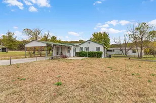 328 Creekview Meadows Dr, Springtown, TX 76082 - Photo 1