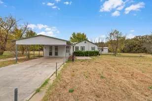 328 Creekview Meadows Dr, Springtown, TX 76082 - Photo 6