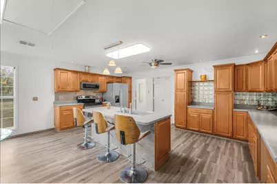 328 Creekview Meadows Drive, Springtown, TX 76082 - Photo 2