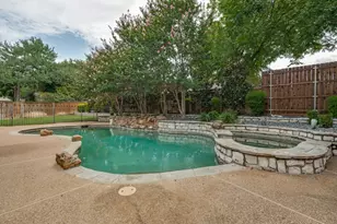 8 Hidden Lake Ct, Mansfield, TX 76063 - Photo 18