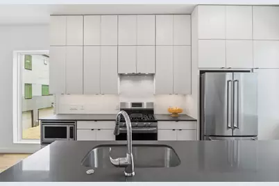 427 W 10th Street #101, Dallas, TX 75208 - Photo 4