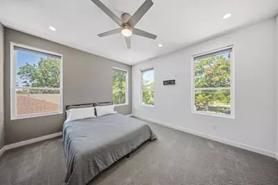 2722 Hondo Avenue, Dallas, TX 75219 - Photo 14