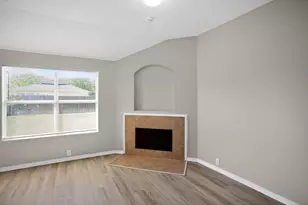 4608 Merlot Dr, Denton, TX 76226 - Photo 8