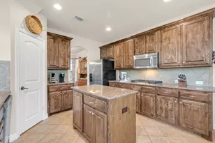 1700 Goldenrod Ln, Keller, TX 76248 - Photo 10