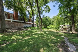 1379 Roaring Springs Rd, Fort Worth, TX 76114 - Photo 30