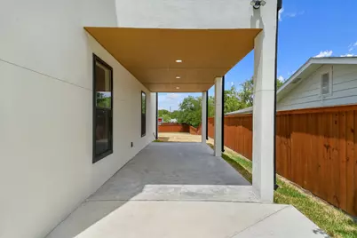 6027 Verde Way, Dallas, TX 75211 - Photo 24