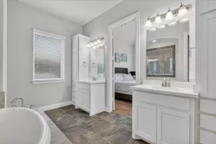 7359 Clementine Dr, Irving, TX 75063 - Photo 14