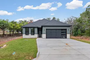 5108 Stoneridge Dr, Granbury, TX 76048 - Photo 1