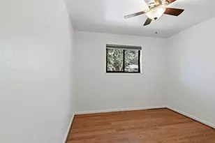 1420 Laurel Ln, Cleburne, TX 76033 - Photo 24