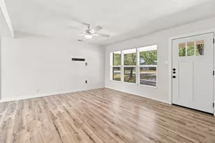 800 Winnie St, Fort Worth, TX 76112 - Photo 2
