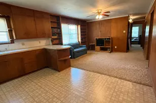 310 SW 7th St, Kerens, TX 75144 - Photo 6