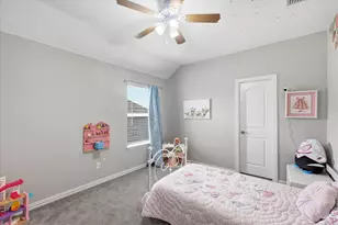 825 Crest Breeze Dr, Fort Worth, TX 76052 - Photo 26