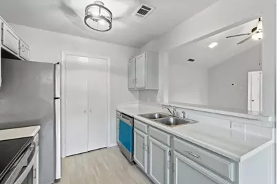 2308 Carol Good Lane, Carrollton, TX 75006 - Photo 10