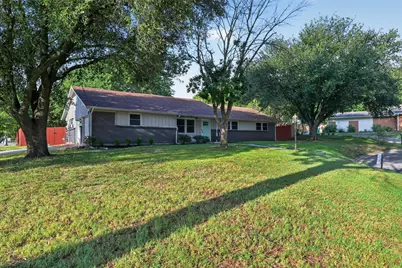 2403 Robin Circle, Denton, TX 76209 - Photo 2