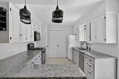 2403 Robin Circle, Denton, TX 76209 - Photo 12