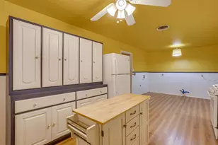 4536 County Rd 806, Cleburne, TX 76031 - Photo 18
