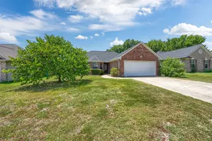 221 Quail Run, Aubrey, TX 76227 - Photo 2