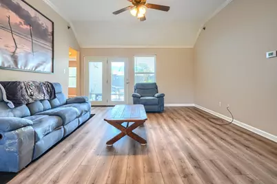 221 Quail Run, Aubrey, TX 76227 - Photo 4
