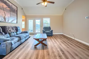 221 Quail Run, Aubrey, TX 76227 - Photo 4