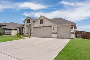 208 Shady Bank Wy, Nevada, TX 75173 - Photo 2