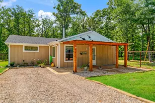 821 County Rd 43830, Paris, TX 75462 - Photo 26